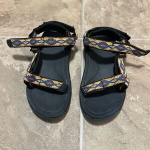 Teva Hurricane XLT2 size 10